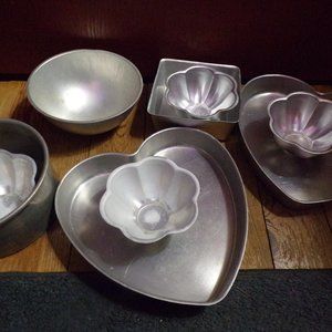 9 Cake Pans Heart Circle Flower Square Round